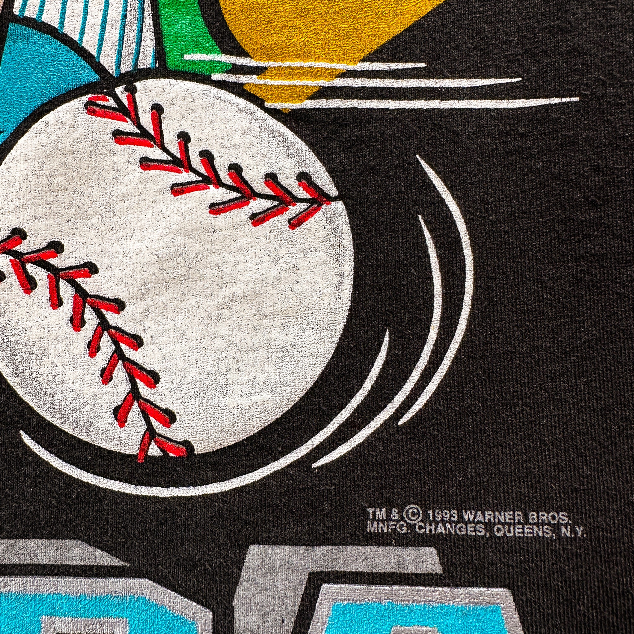 VINTAGE 1993 FLORIDA MARLINS MLB TAZ BIG PRINT CHANGES T-SHIRT VINTAGE 1993 FLORIDA MARLINS MLB TAZ BIG PRINT CHANGES T-SHIRT