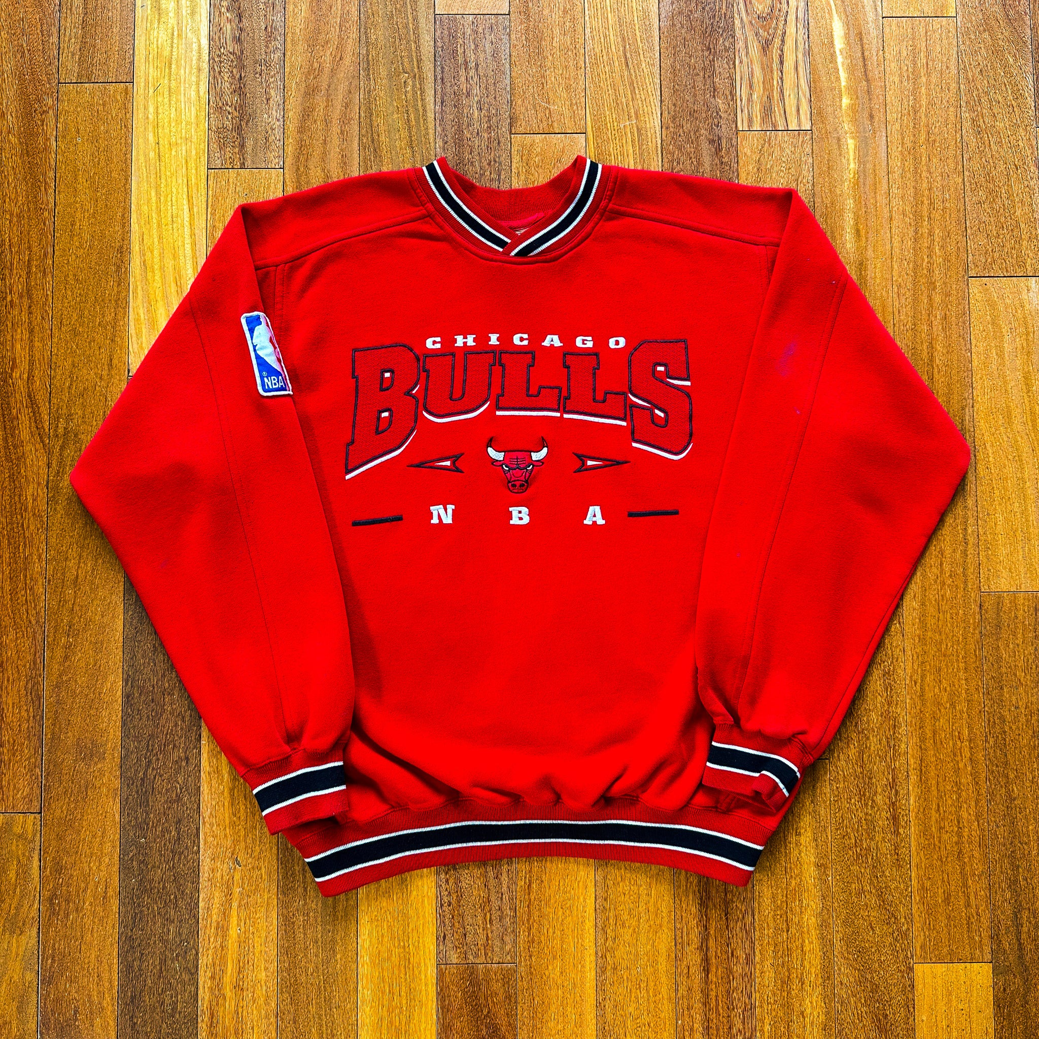 VINTAGE CHICAGO BULLS NBA LEE SPORT EMBROIDERED CREWNECK 