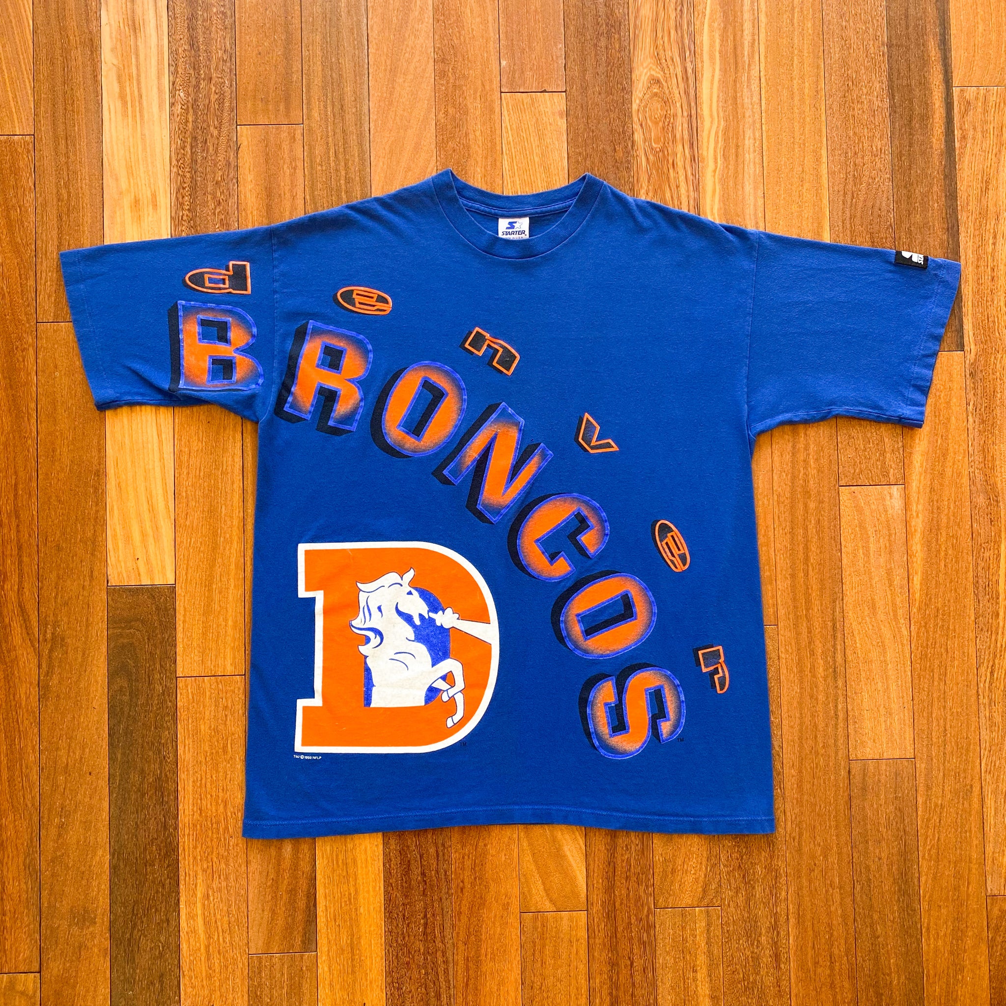 VINTAGE 1993 DENVER BRONCOS NFL BIG PRINT LOGO STARTER T-SHIRT – epitome.